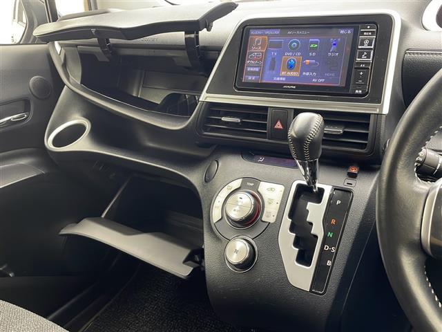 シエンタ Ｇ　禁煙車　アルパインナビ　フルセグＴＶ　ＤＶＤ　Ｂｌｕｅｔｏｏｔｈ　パノラミックビューモニター　トヨタセーフティセンス　ドラレコ　ＥＴＣ　フリップダウンモニター　両側パワースライドドア　ワンオーナー（15枚目）