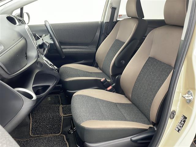 シエンタ Ｇ　禁煙車　アルパインナビ　フルセグＴＶ　ＤＶＤ　Ｂｌｕｅｔｏｏｔｈ　パノラミックビューモニター　トヨタセーフティセンス　ドラレコ　ＥＴＣ　フリップダウンモニター　両側パワースライドドア　ワンオーナー（21枚目）