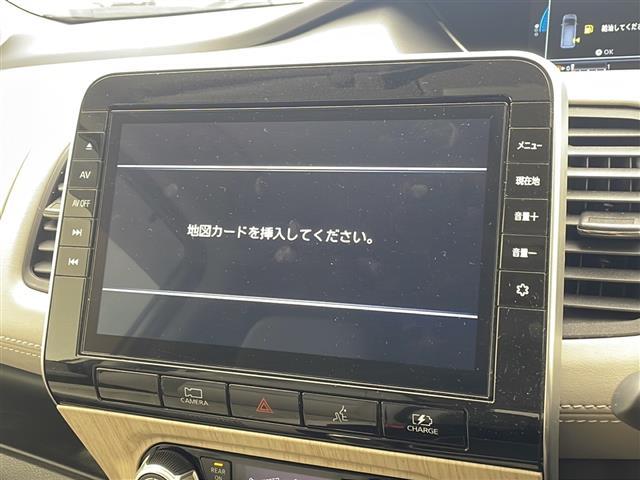 セレナ ｅ－パワー　ハイウェイスターＶ　純正１０インチナビ　フルセグＴＶ　ＤＶＤ　Ｂｌｕｅｔｏｏｔｈ　フリップダウンモニター　アラウンドビューモニター　ＥＴＣ　ドライブレコーダー　両側パワースライドドア　プロパイロット　クリアランスソナー（3枚目）