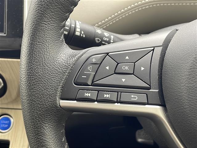 セレナ ｅ－パワー　ハイウェイスターＶ　純正１０インチナビ　フルセグＴＶ　ＤＶＤ　Ｂｌｕｅｔｏｏｔｈ　フリップダウンモニター　アラウンドビューモニター　ＥＴＣ　ドライブレコーダー　両側パワースライドドア　プロパイロット　クリアランスソナー（8枚目）