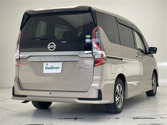 セレナ ｅ－パワー　ハイウェイスターＶ　純正１０インチナビ　フルセグＴＶ　ＤＶＤ　Ｂｌｕｅｔｏｏｔｈ　フリップダウンモニター　アラウンドビューモニター　ＥＴＣ　ドライブレコーダー　両側パワースライドドア　プロパイロット　クリアランスソナー（38枚目）