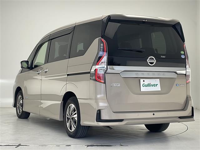 セレナ ｅ－パワー　ハイウェイスターＶ　純正１０インチナビ　フルセグＴＶ　ＤＶＤ　Ｂｌｕｅｔｏｏｔｈ　フリップダウンモニター　アラウンドビューモニター　ＥＴＣ　ドライブレコーダー　両側パワースライドドア　プロパイロット　クリアランスソナー（43枚目）