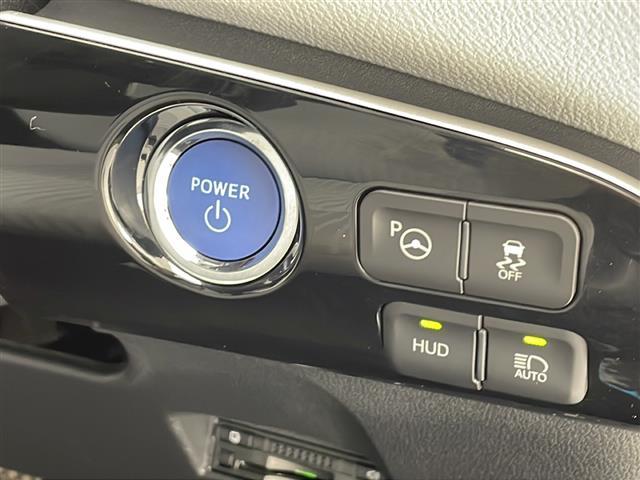 プリウス Ａ　禁煙車　純正９型ナビ　ＤＶＤ　Ｂｌｕｅｔｏｏｔｈ　フルセグＴＶ　トヨタセーフティセンス　前後ドラレコ　ブラインドスポットモニター　ヘッドアップディスプレイ　社外アルミホイール　オートハイビーム　ＥＴＣ（12枚目）