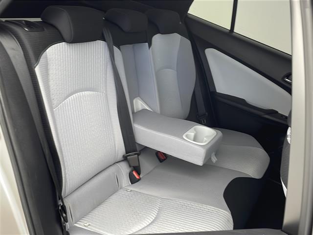 プリウス Ａ　禁煙車　純正９型ナビ　ＤＶＤ　Ｂｌｕｅｔｏｏｔｈ　フルセグＴＶ　トヨタセーフティセンス　前後ドラレコ　ブラインドスポットモニター　ヘッドアップディスプレイ　社外アルミホイール　オートハイビーム　ＥＴＣ（22枚目）
