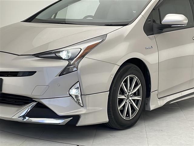 プリウス Ａ　禁煙車　純正９型ナビ　ＤＶＤ　Ｂｌｕｅｔｏｏｔｈ　フルセグＴＶ　トヨタセーフティセンス　前後ドラレコ　ブラインドスポットモニター　ヘッドアップディスプレイ　社外アルミホイール　オートハイビーム　ＥＴＣ（30枚目）