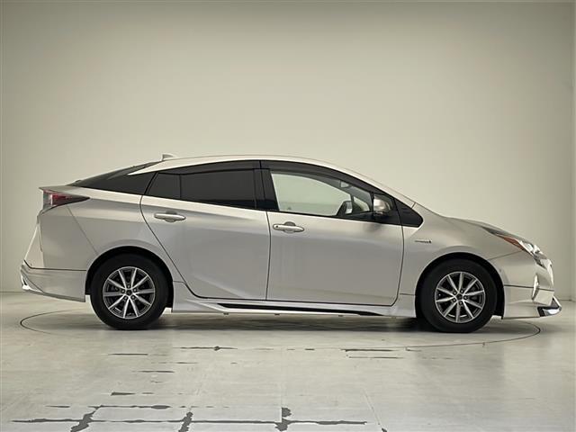 プリウス Ａ　禁煙車　純正９型ナビ　ＤＶＤ　Ｂｌｕｅｔｏｏｔｈ　フルセグＴＶ　トヨタセーフティセンス　前後ドラレコ　ブラインドスポットモニター　ヘッドアップディスプレイ　社外アルミホイール　オートハイビーム　ＥＴＣ（36枚目）