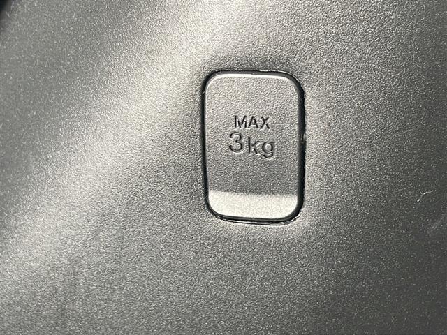 店舗にて現車の確認もいただけますので、お電話で在庫のご確認の上是非ご来店くださいませ！！！／／／／／／