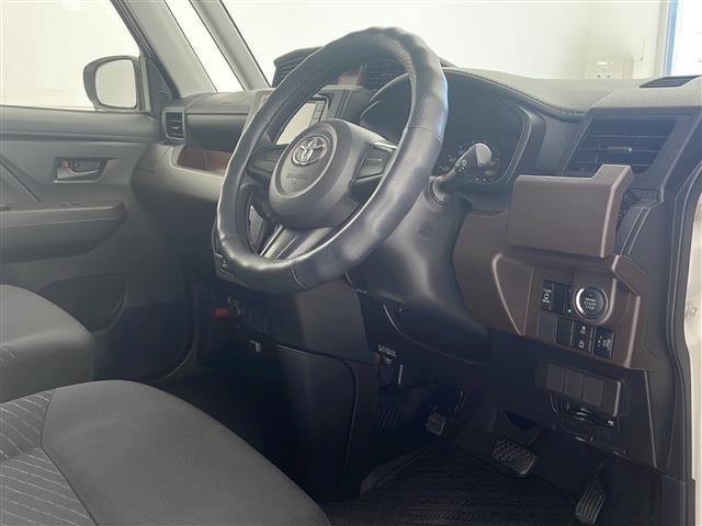 【　フロントシート　】使えるフロントシートで快適ドライブ♪