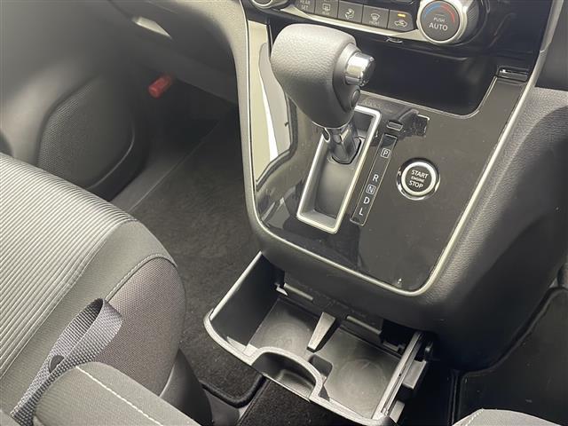 【　シフト　】シフトも操作しやすく快適なドライブを楽しんでいただけます♪