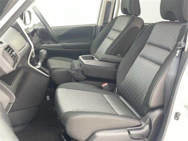 【　フロントシート　】使えるフロントシートで快適ドライブ♪