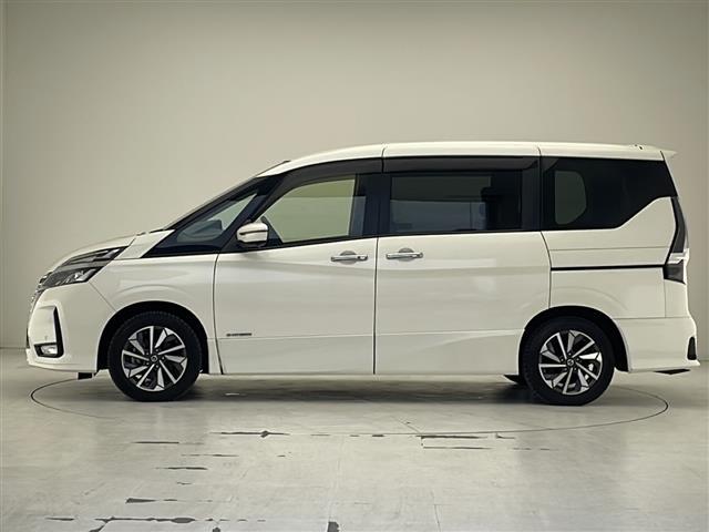 店舗にて現車の確認もいただけますので、お電話で在庫のご確認の上是非ご来店くださいませ！！！