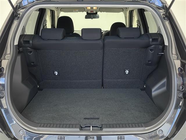 ライズ Ｚ　ＥＴＣ　クルーズコントロール　ＬＥＤヘッドライト　スマートキー　プッシュスタート　シートヒーター　純正アルミホイール　オートライト　ブラインドスポットモニター　電動パーキングブレーキ　オートエアコン（22枚目）