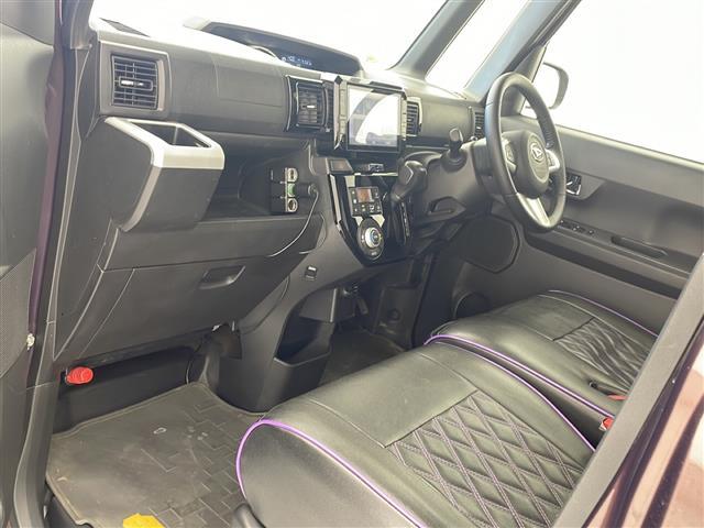 【助手席】きれいな助手席なので家族や友だちに乗ってもらっても安心です！