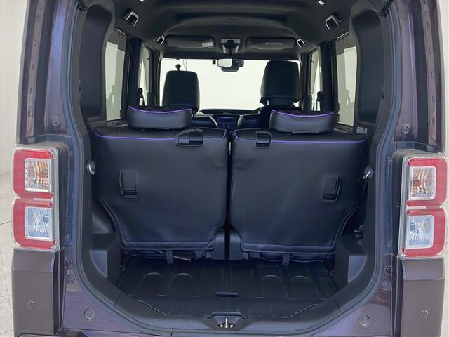 【ラゲッジスペース】リアシートを倒せばこの大容量！！ダンボールなどの大きい荷物も釣り具などの長尺物まで様々載せられそうです！！