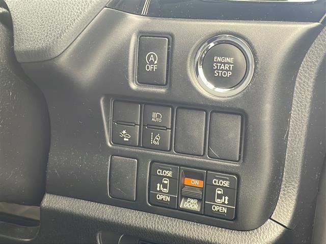ヴォクシー ＺＳ　煌ＩＩＩ　禁煙車　社外ナビ　ＣＤ　ＤＶＤ　Ｂｌｕｅｔｏｏｔｈ　フルセグＴＶ　トヨタセーフティセンス　両側パワースライドドア　フリップダウンモニター　クルーズコントロール　シートカバー　ＥＴＣ　ＬＥＤヘッドライト（5枚目）