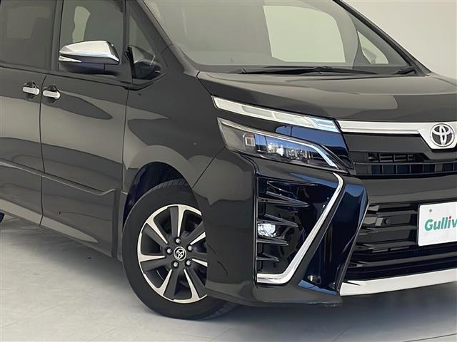 ヴォクシー ＺＳ　煌ＩＩＩ　禁煙車　社外ナビ　ＣＤ　ＤＶＤ　Ｂｌｕｅｔｏｏｔｈ　フルセグＴＶ　トヨタセーフティセンス　両側パワースライドドア　フリップダウンモニター　クルーズコントロール　シートカバー　ＥＴＣ　ＬＥＤヘッドライト（29枚目）
