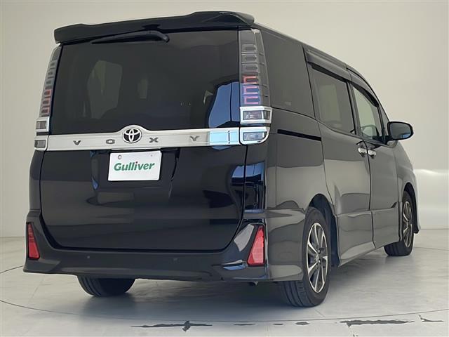 ヴォクシー ＺＳ　煌ＩＩＩ　禁煙車　社外ナビ　ＣＤ　ＤＶＤ　Ｂｌｕｅｔｏｏｔｈ　フルセグＴＶ　トヨタセーフティセンス　両側パワースライドドア　フリップダウンモニター　クルーズコントロール　シートカバー　ＥＴＣ　ＬＥＤヘッドライト（38枚目）