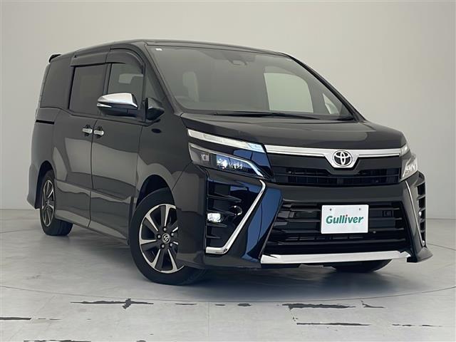 ヴォクシー ＺＳ　煌ＩＩＩ　禁煙車　社外ナビ　ＣＤ　ＤＶＤ　Ｂｌｕｅｔｏｏｔｈ　フルセグＴＶ　トヨタセーフティセンス　両側パワースライドドア　フリップダウンモニター　クルーズコントロール　シートカバー　ＥＴＣ　ＬＥＤヘッドライト（40枚目）
