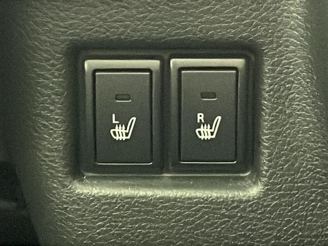 【シートヒーター】シートを温めてくれる暖房機器です！長時間座っていると負担が掛かりやすい背中や腰、または冬場などの寒い日に冷えやすい脚部に快適なぬくもりを伝えます。