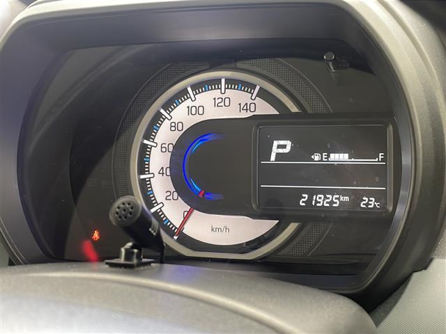 【スピードメーター】メーターがシンプルで見やすく運転しやすいですね！