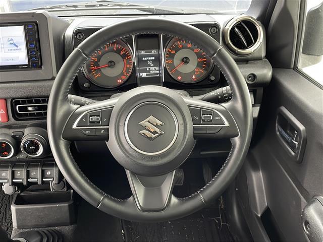 【　ステアリング　】ステアリングはとても綺麗な状態です。