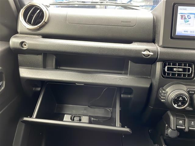 店舗にて現車の確認もいただけますので、お電話で在庫のご確認の上是非ご来店くださいませ！！！