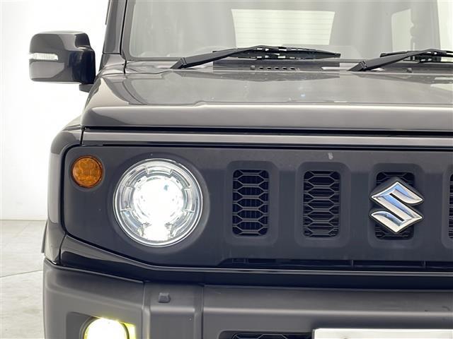 【　ＬＥＤヘッドライト　】悪天候や夜間の走行も視界良好で安心してお乗りいただけます。