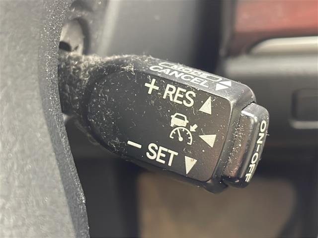 クラウンハイブリッド ロイヤルサルーンＧ　純正８インチナビ　フルセグＴＶ　Ｂｌｕｅｔｏｏｔｈ　ＣＤ　ＤＶＤ　全方位カメラ　ドライブレコーダー　ＥＴＣ　クルーズコントロール　スマートキー　ステアリングスイッチ　ＬＥＤヘッドライト　電動格納ミラー（10枚目）