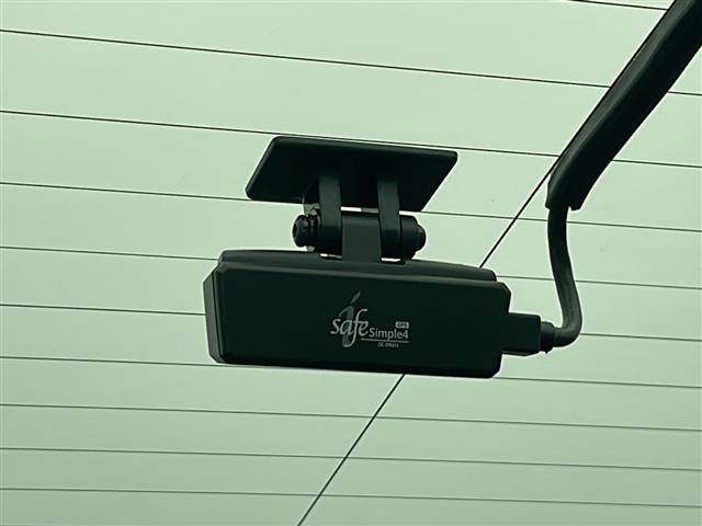 クラウンハイブリッド ロイヤルサルーンＧ　純正８インチナビ　フルセグＴＶ　Ｂｌｕｅｔｏｏｔｈ　ＣＤ　ＤＶＤ　全方位カメラ　ドライブレコーダー　ＥＴＣ　クルーズコントロール　スマートキー　ステアリングスイッチ　ＬＥＤヘッドライト　電動格納ミラー（17枚目）