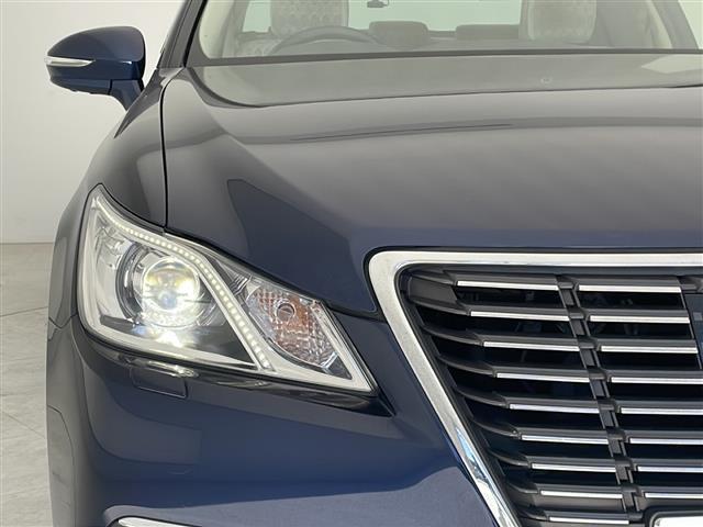 クラウンハイブリッド ロイヤルサルーンＧ　純正８インチナビ　フルセグＴＶ　Ｂｌｕｅｔｏｏｔｈ　ＣＤ　ＤＶＤ　全方位カメラ　ドライブレコーダー　ＥＴＣ　クルーズコントロール　スマートキー　ステアリングスイッチ　ＬＥＤヘッドライト　電動格納ミラー（27枚目）