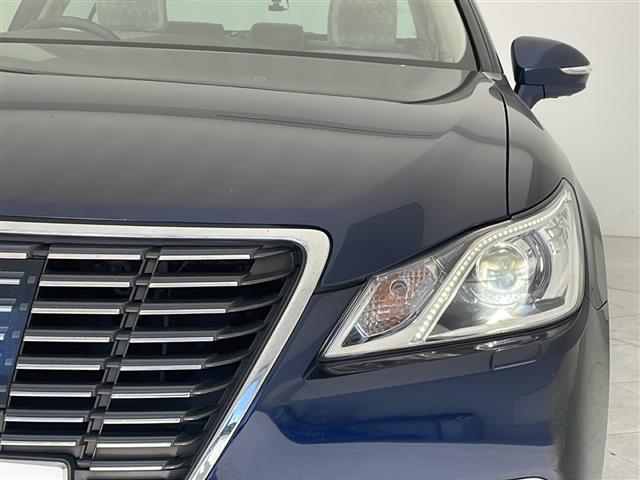 クラウンハイブリッド ロイヤルサルーンＧ　純正８インチナビ　フルセグＴＶ　Ｂｌｕｅｔｏｏｔｈ　ＣＤ　ＤＶＤ　全方位カメラ　ドライブレコーダー　ＥＴＣ　クルーズコントロール　スマートキー　ステアリングスイッチ　ＬＥＤヘッドライト　電動格納ミラー（28枚目）