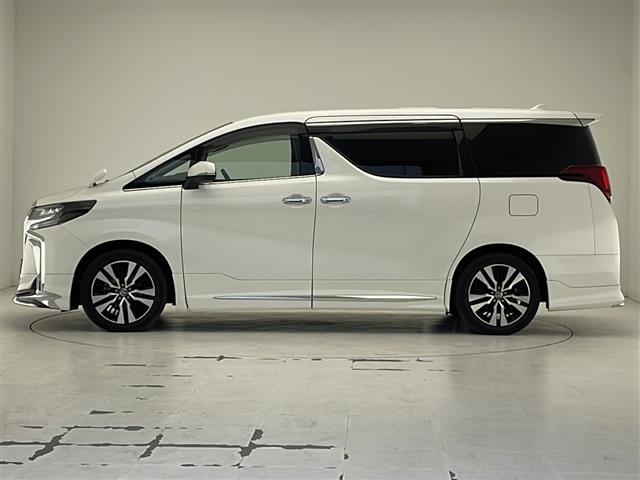 店舗にて現車の確認もできますので、お電話で在庫のご確認の上是非ご来店くださいませ！！！／／