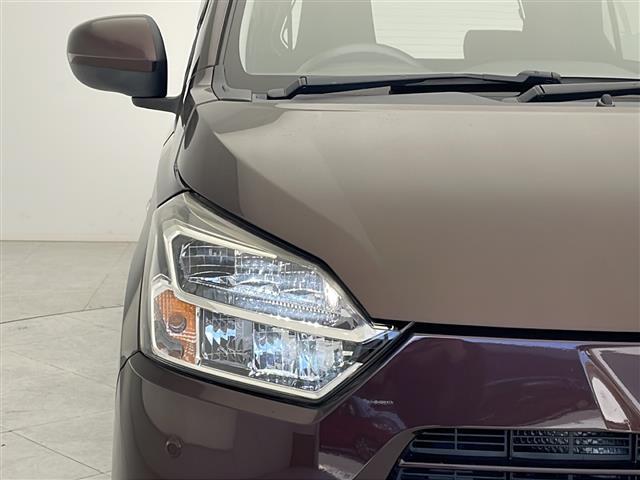 【　ＬＥＤヘッドライト　】悪天候や夜間の走行も視界良好で安心してお乗りいただけます。