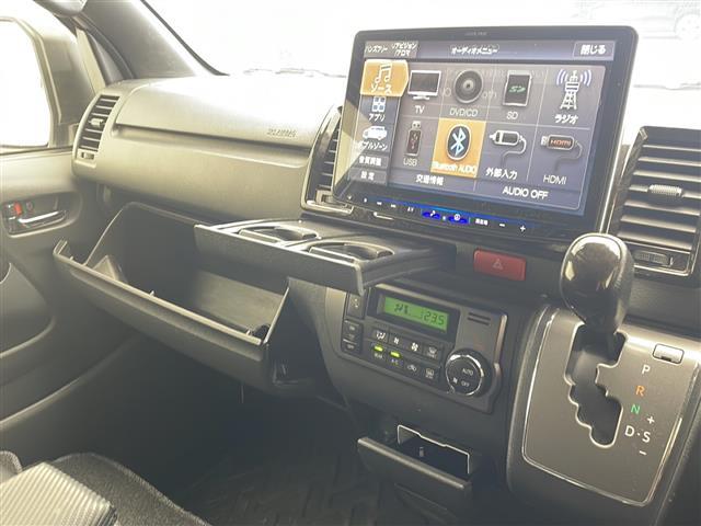 【　オートエアコン　】車内温度を感知して自動で温度調整をしてくれるのでいつでも快適な車内空間を創り上げます。