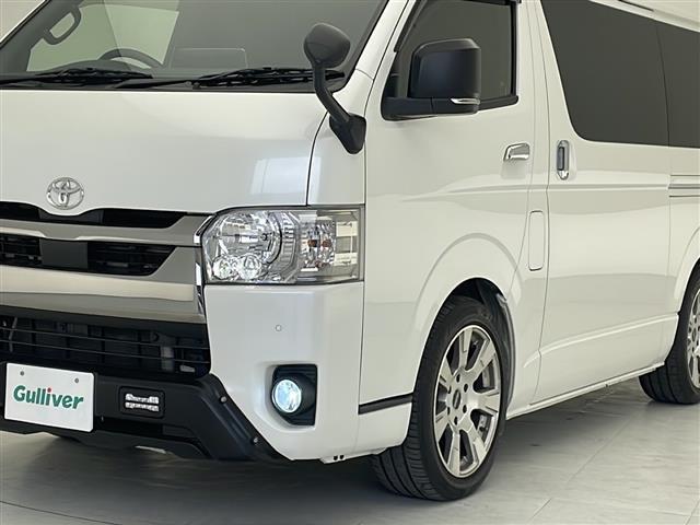 【　クリアランスソナー　】クリアランスソナーが装備されております。障害物を検知しドライバーに知らせてくれるので狭いスペースへの駐車時など、衝突回避にお役立てくださいませ。