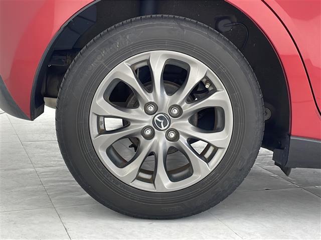 【純正１５インチアルミホイール】専用のアルミなので、お車のイメージにぴったり！！社外のアルミやスタッドレスタイヤも取り扱いございます！！ドレスアップもカスタマイズもお任せください！！