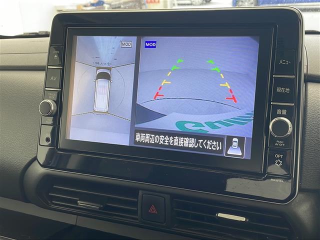 【アラウンドビューモニター／バックモニター】真上から見たような映像が流れ、便利かつ大変見やすく安全確認もできます！駐車が苦手な方にもオススメな便利機能です！