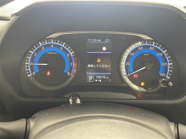 【　メーター　】メーターまわりも鮮やかに照らし出され、デザイン、安全性ともにバッチリですね♪