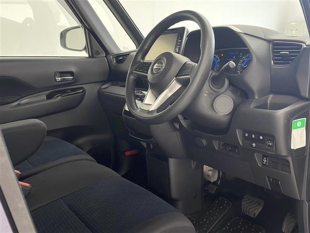 【　フロントシート　】使えるフロントシートで快適ドライブ♪