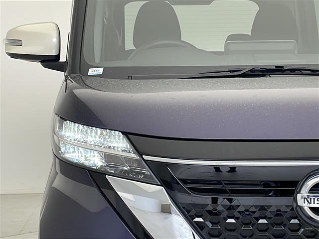 【　ＬＥＤヘッドライト　】悪天候や夜間の走行も視界良好で安心してお乗りいただけます。