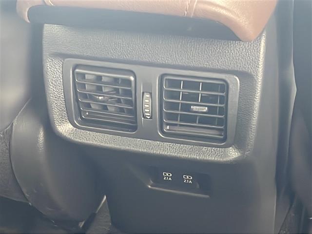 店舗にて現車の確認もいただけますので、お電話で在庫のご確認の上是非ご来店くださいませ！！！／／