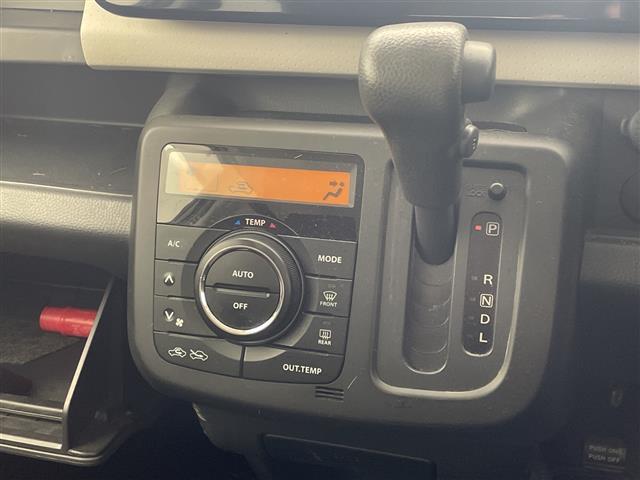 【　シフト　】シフトも操作しやすく快適なドライブを楽しんでいただけます♪