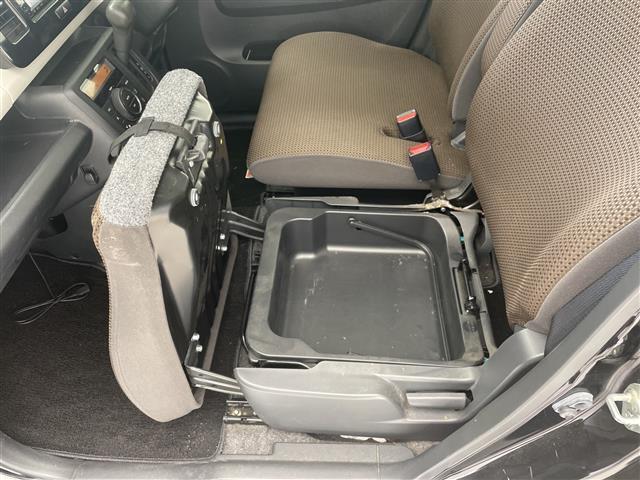 店舗にて現車の確認もいただけますので、お電話で在庫のご確認の上是非ご来店くださいませ！！！