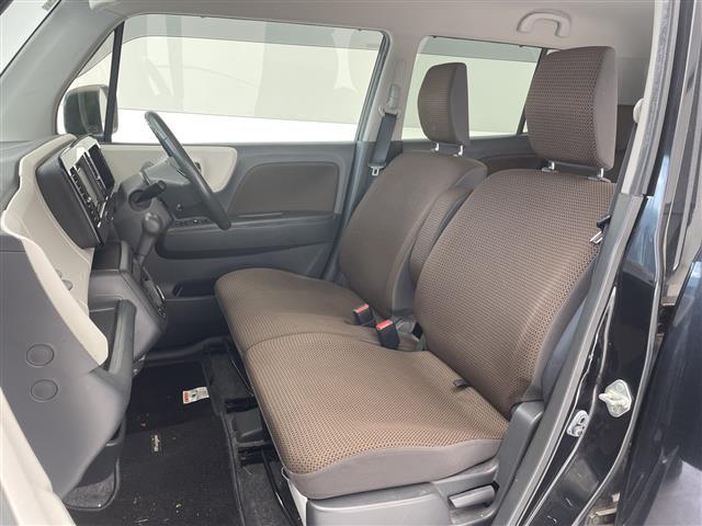 【　フロントシート　】使えるフロントシートで快適ドライブ♪