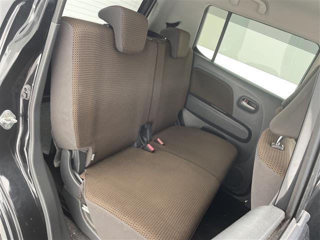 【　セカンドシート　】２列目も広々お乗りいただけます♪