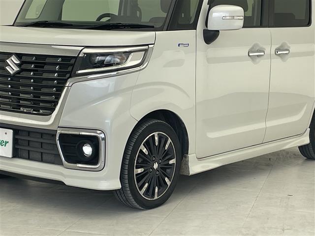 【コーナーセンサー】障害物が近づくと音で教えてくれます。また、近づけば近づくほど音も変わりより分かりやすくなっております。