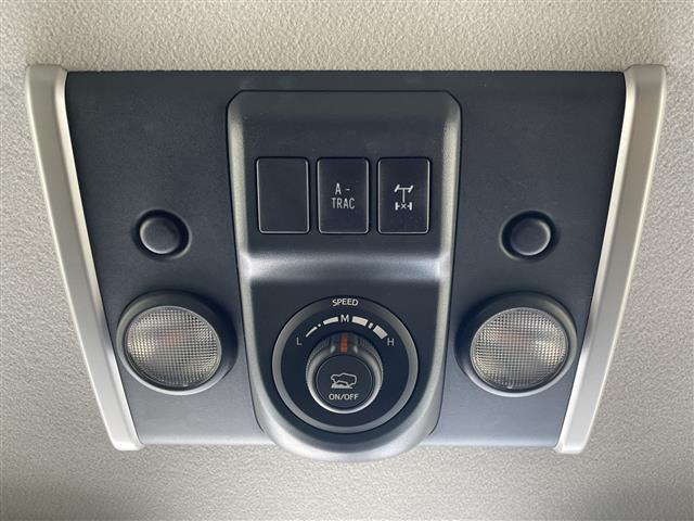 店舗にて現車の確認もいただけますので、お電話で在庫のご確認の上是非ご来店くださいませ！！！