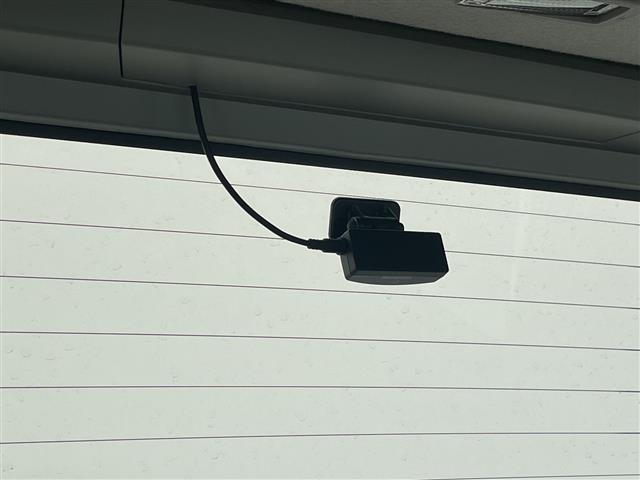 【ドライブレコーダー】万が一の事故してしまった、事故された時しっかりと記録してくれます！！安心してドライブが楽しめますね♪