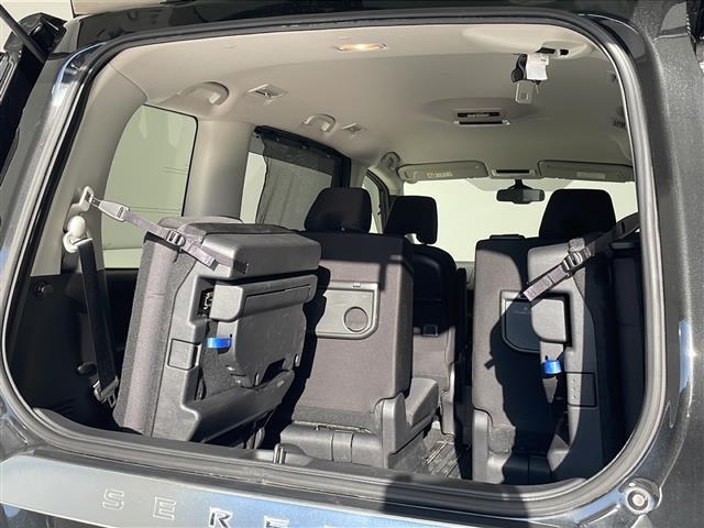 セレナ 純正9型ナビ フルセグTV バックカメラ ETC Bluetooth クルーズコントロール 両側パワースライドドア 踏み間違い防止アシスト 後部座席サンシェード 横滑り防止装置 盗難装置 オートライト(24枚目)