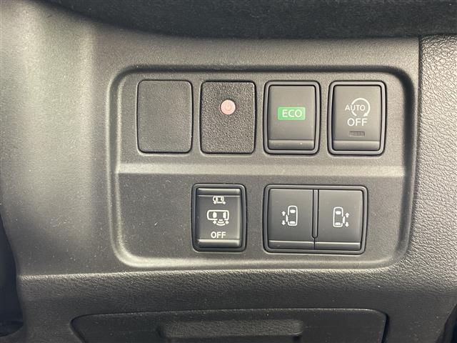 【両側パワースライドドア】小さなお子さまでもボタン一つで乗り降りラクラクです！両手に荷物を抱えている状態でもボタンを押せば自動で開閉するので、お買い物やお出かけの際にはとっても重宝します！